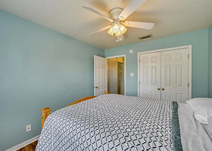 8 Mi To Hood! Family W/ Patio & Yard Holiday home *