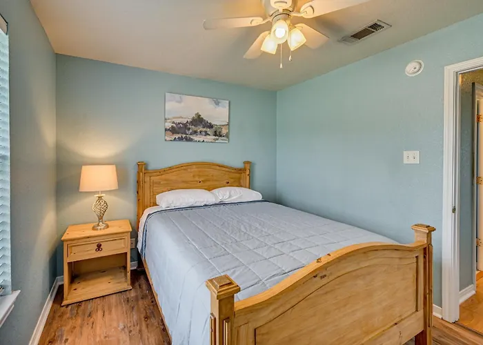Holiday home 8 Mi To Hood! Family W/ Patio & Yard Killeen