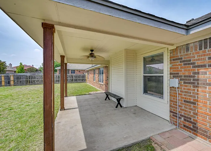 Holiday home 8 Mi To Hood! Family W/ Patio & Yard *